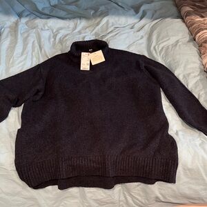 Uniqlo Navy High Neck Sweater